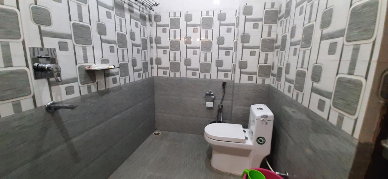 Hotel Sara Pvt Ltd Janakpur Eksteriør billede