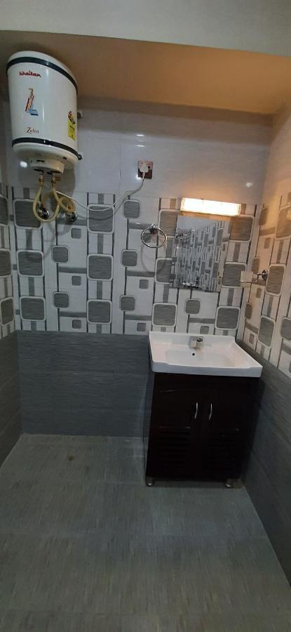 Hotel Sara Pvt Ltd Janakpur Eksteriør billede