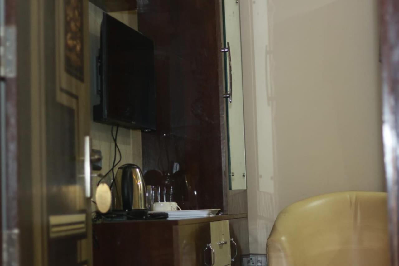 Hotel Sara Pvt Ltd Janakpur Eksteriør billede